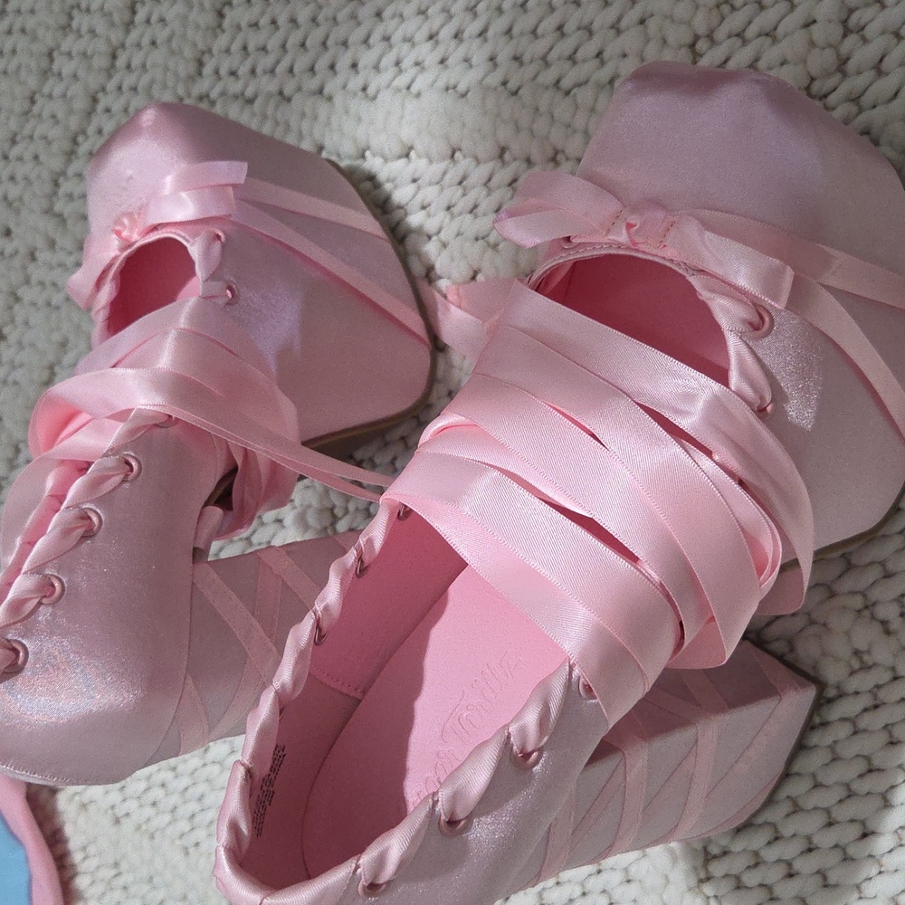Dolls Kill / Sugar Thrillz Pink Sweet Sonata Platform Heels